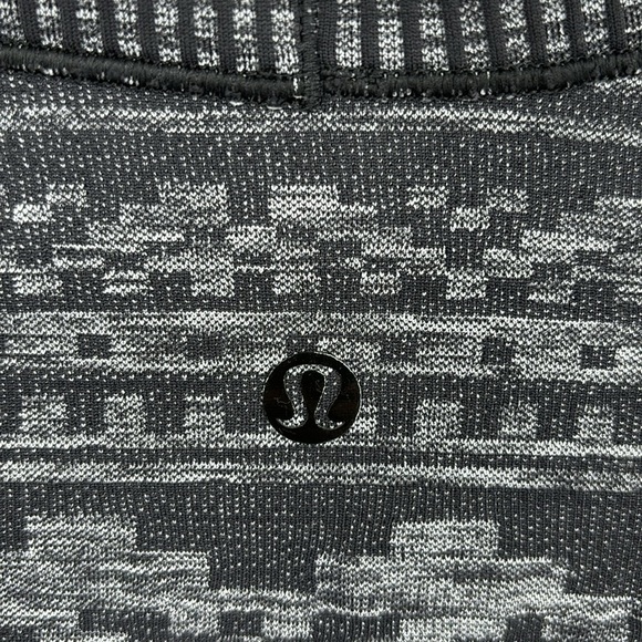 Lululemon Rest Less Tight Knit Pullover in Heathered Black Women’s Size 6 - Picture 7 of 11